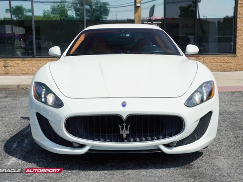 Used 2017 Maserati GranTurismo Sport RWD image 2