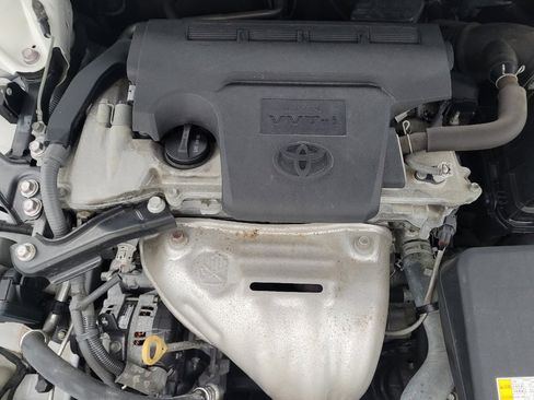 Used 2016 Toyota Camry SE w/ Moonroof Package image 30