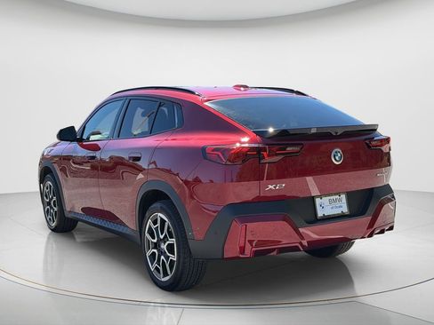 Used 2025 BMW X2 xDrive28i w/ Premium Package image 3