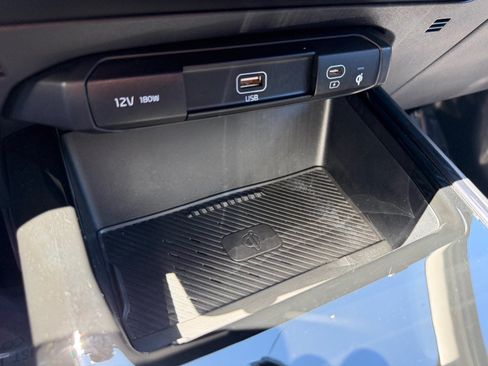 Used 2024 Kia Niro Wind w/ Wind Preserve Package FWD image 26