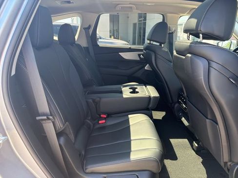Used 2025 Acura MDX w/ Technology Package AWD/4WD image 30