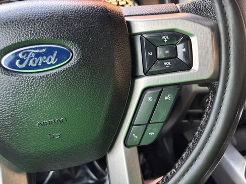 Used 2016 Ford F150 Platinum w/ Technology Package image 32