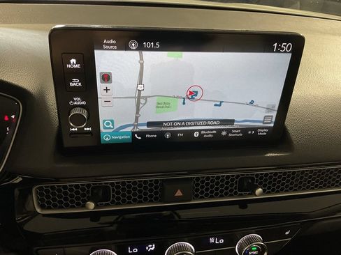Used 2023 Honda Civic Touring image 5