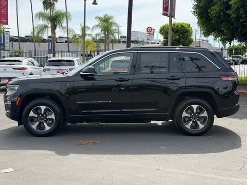 Used 2024 Jeep Grand Cherokee Limited 4xe AWD/4WD image 4