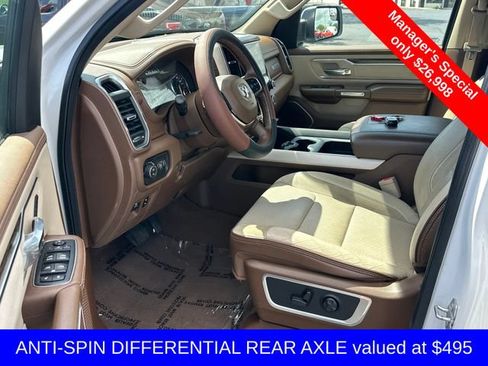 Used 2019 RAM 1500 Laramie AWD/4WD image 10