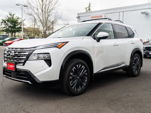 New 2026 Nissan Rogue Platinum w/ Platinum Premium Package AWD/4WD image 3