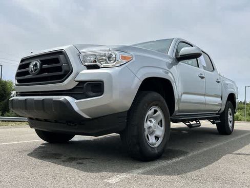 Used 2023 Toyota Tacoma SR AWD/4WD image 17