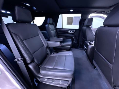 Used 2021 Chevrolet Tahoe LT w/ LT Signature Package AWD/4WD image 38