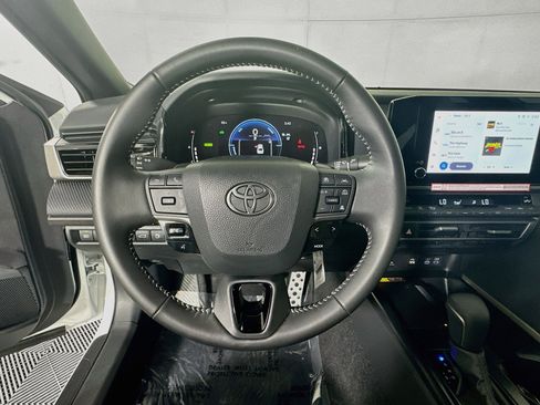 Certified 2026 Toyota Camry SE FWD image 15
