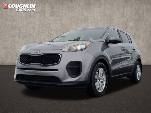 Used 2017 Kia Sportage LX image 3