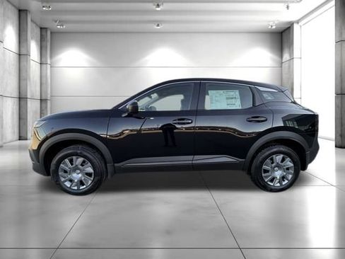 New 2026 Nissan Kicks S image 4