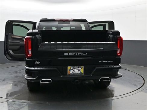 Used 2025 GMC Sierra 1500 Denali w/ Denali Reserve Package image 32