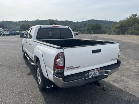 Used 2010 Toyota Tacoma 4x4 Double Cab image 7