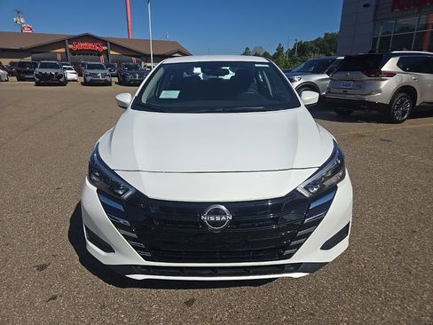 New 2025 Nissan Versa SV w/ Trunk Package image 2