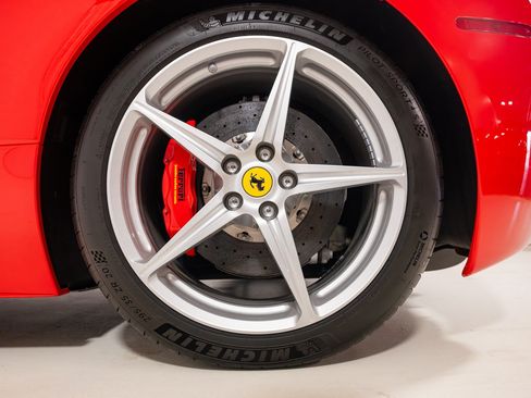 Used 2011 Ferrari 458 Italia Coupe RWD image 14