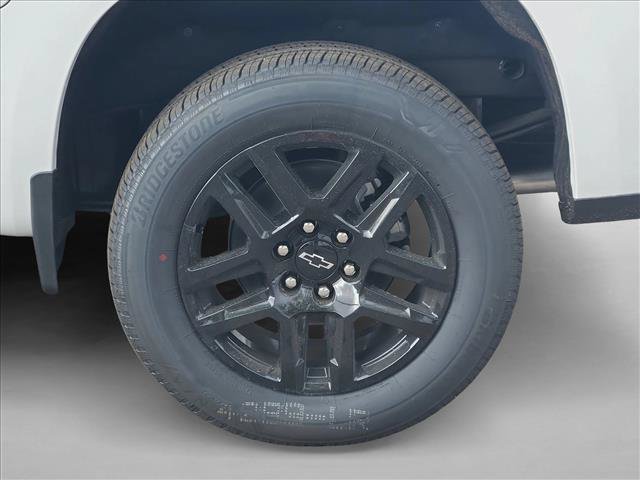 New 2026 Chevrolet Silverado 1500 RST w/ Dark Appearance Package AWD/4WD image 10