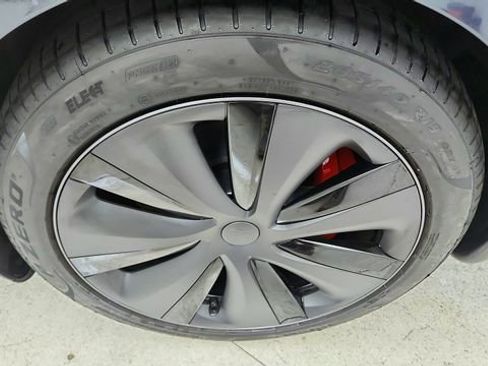 Used 2025 Tesla Model S Plaid image 53