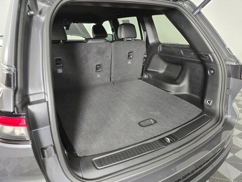 New 2025 Jeep Grand Cherokee Limited w/ Black Appearance Package image 14