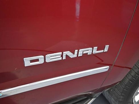 Used 2018 GMC Yukon Denali w/ Open Road Package RWD image 5