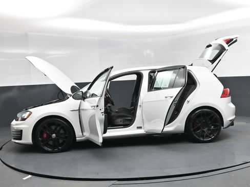 Used 2017 Volkswagen GTI S image 26