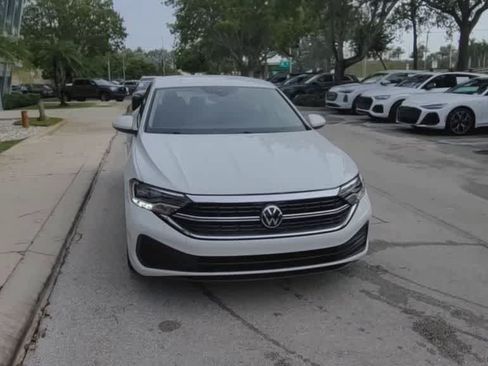 Used 2024 Volkswagen Jetta S FWD image 3