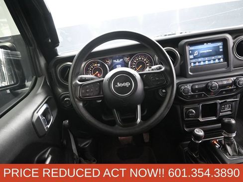 Used 2022 Jeep Wrangler Unlimited Sport AWD/4WD image 29