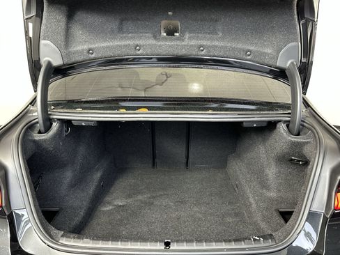 Used 2022 BMW 540i w/ Premium Package image 29