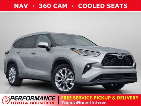 Used 2023 Toyota Highlander Limited image 1