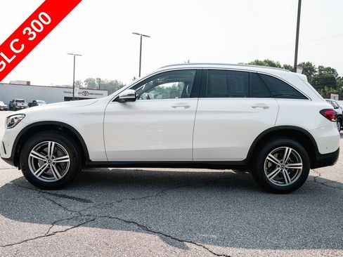 Used 2021 Mercedes-Benz GLC 300 image 4