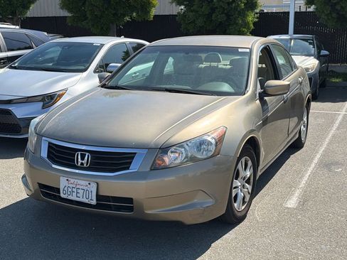 Used 2009 Honda Accord LX-P image 2