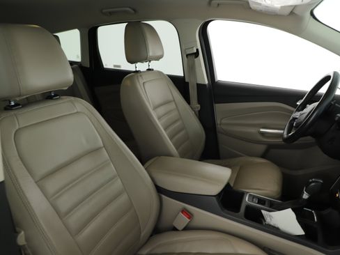 Used 2017 Ford Escape Titanium FWD image 8