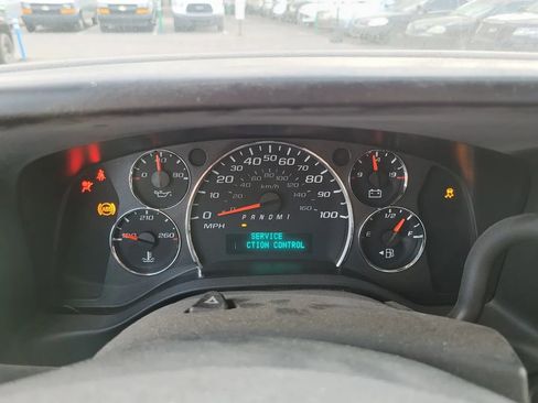 Used 2011 Chevrolet Express 3500 LS RWD image 30