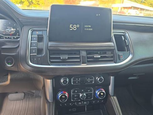 Used 2022 GMC Yukon SLT w/ SLT Premium Package image 20