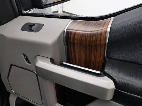 Used 2015 Ford F150 Lariat AWD/4WD image 18