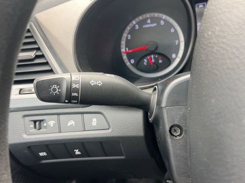 Used 2016 Hyundai Santa Fe Sport image 15