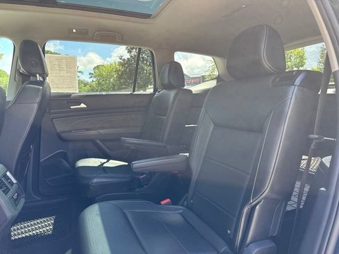 Used 2021 Volkswagen Atlas SEL R-Line AWD/4WD image 36