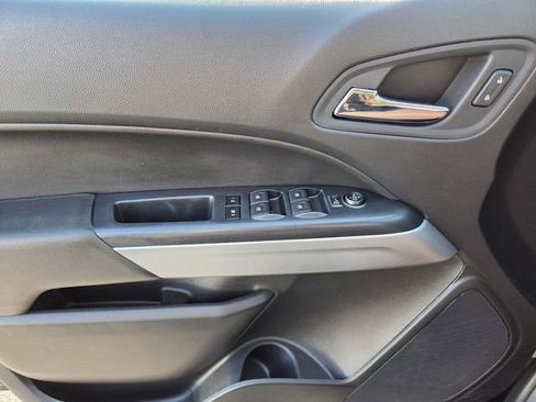 Used 2022 Chevrolet Colorado LT w/ Redline Special Edition image 21