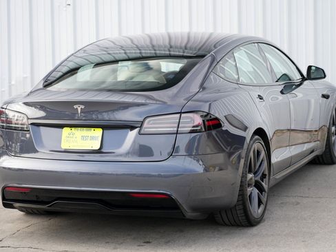 Used 2022 Tesla Model S image 56
