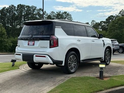 Used 2025 Nissan Armada Platinum w/ Convenience Package RWD image 7