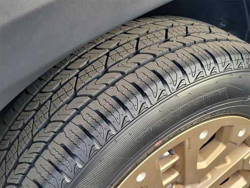 Used 2022 Honda Ridgeline Sport image 29