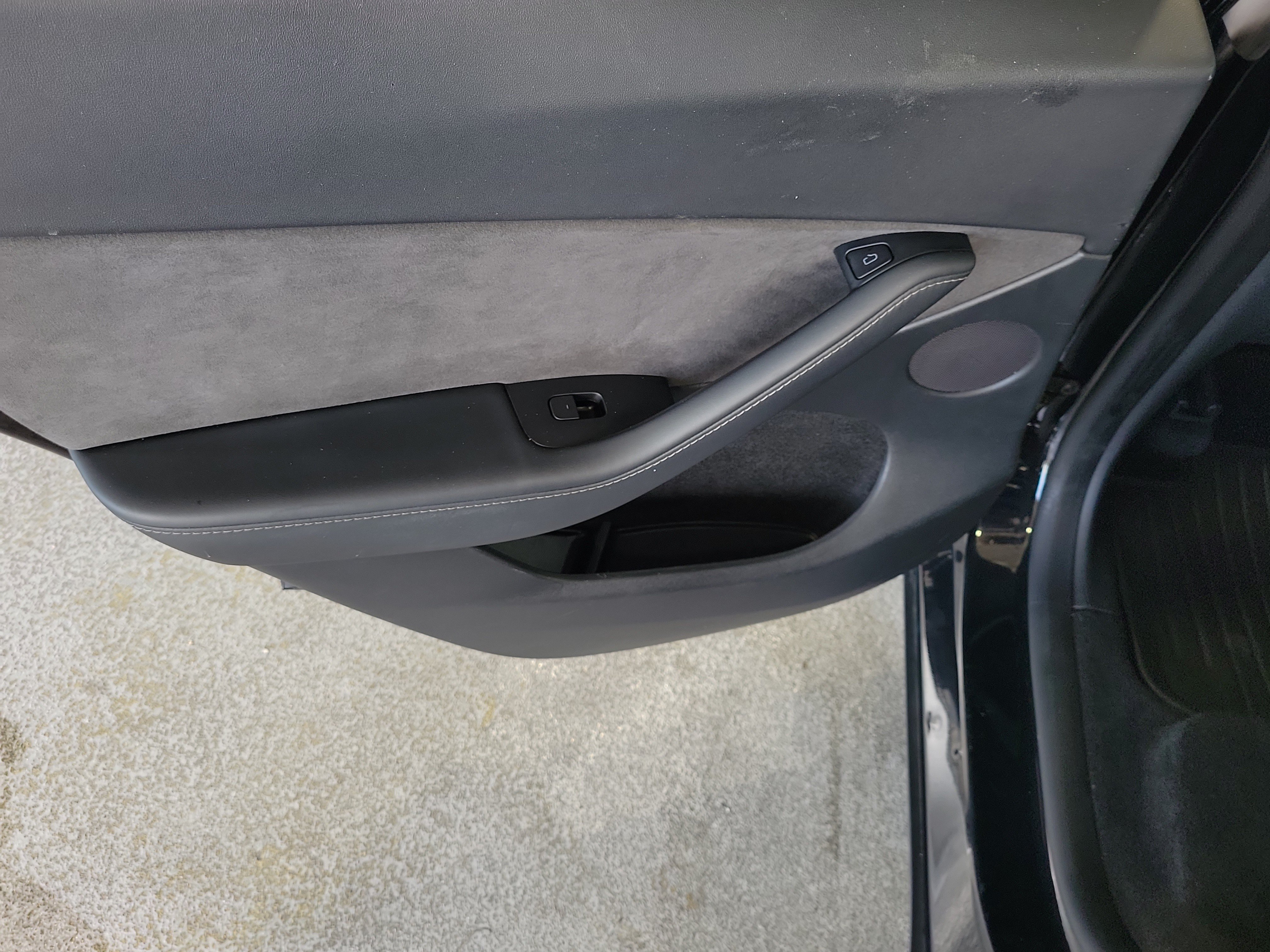 Used 2023 Tesla Model Y Long Range AWD/4WD image 12