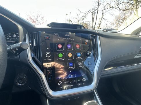 Used 2022 Subaru Outback Limited image 10