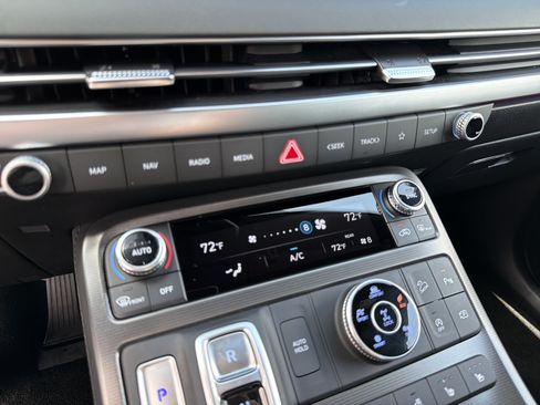 Used 2025 Hyundai Palisade Calligraphy AWD/4WD image 35