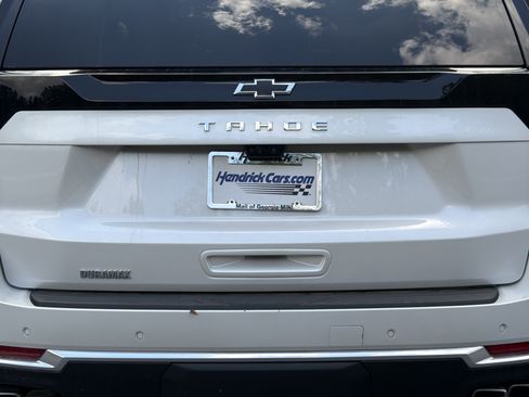 Used 2025 Chevrolet Tahoe High Country AWD/4WD image 48