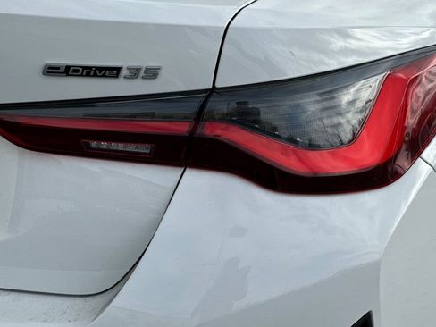 Used 2023 BMW i4 eDrive35 w/ Premium Package RWD image 32