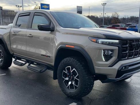 Certified 2024 GMC Canyon AT4X image 2