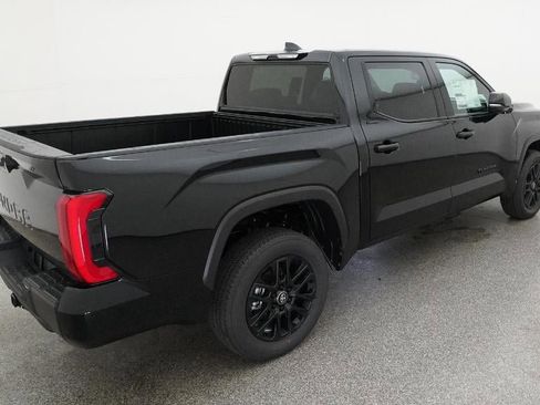 New 2026 Toyota Tundra Limited AWD/4WD image 9