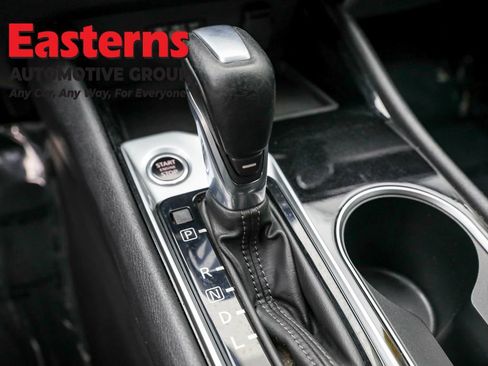 Used 2021 Nissan Altima 2.5 SV w/ SV Premium Package image 13