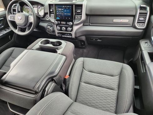 Used 2025 RAM 1500 Lone Star image 24