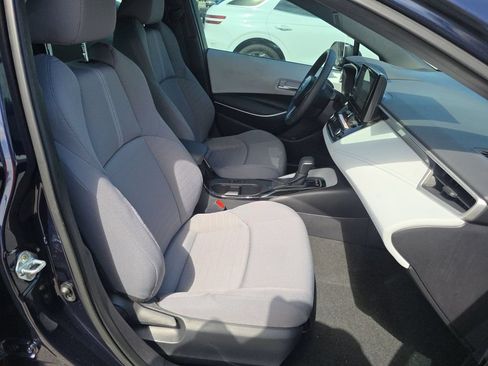 Used 2025 Toyota Corolla SE FWD image 11